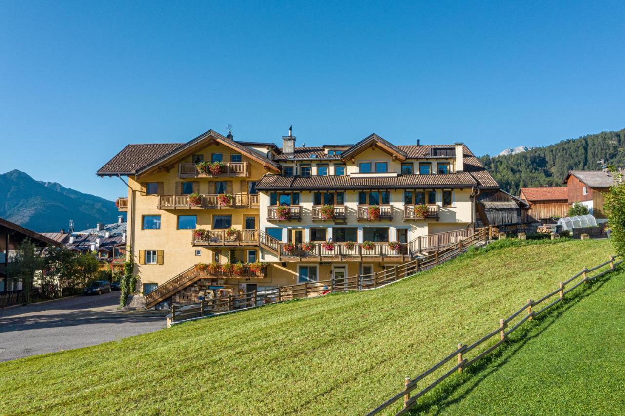 Mytime Hotels La Grotta Vigo di Fassa Exterior foto