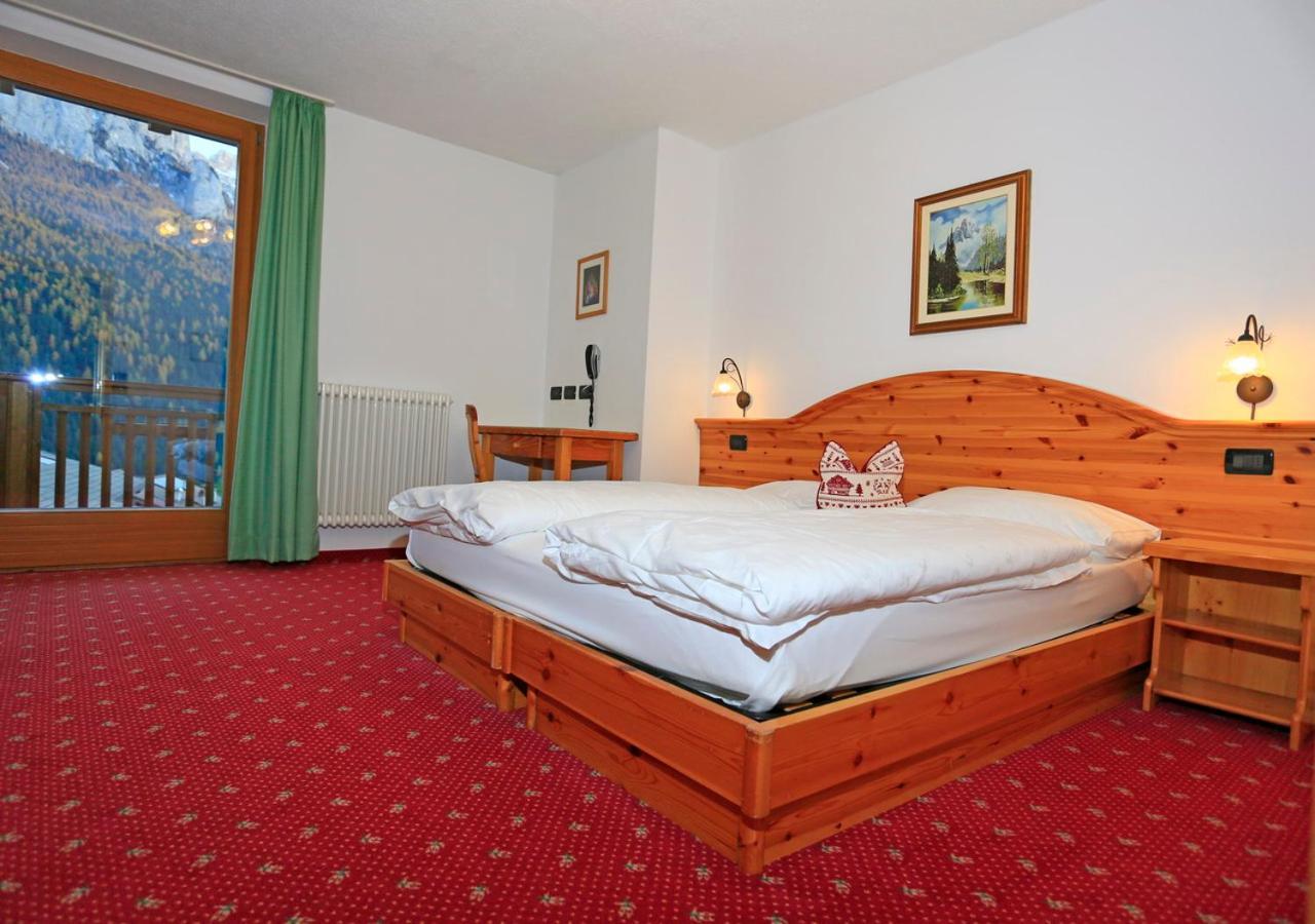 Mytime Hotels La Grotta Vigo di Fassa Habitación foto